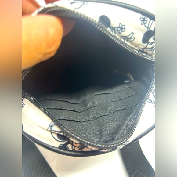 Disney Bioworld Mickey & Minnie Mouse Crossbody Bag, EUC. - Picture 5 of 5